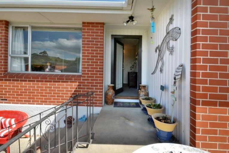 Photo of property in 10 Kinmont Crescent, Kinmont Park, Mosgiel, 9024