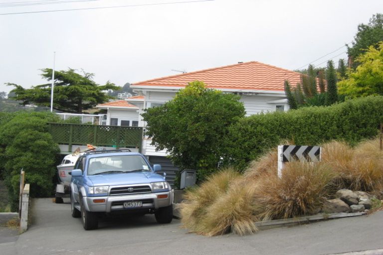 Photo of property in 105 Moncks Spur Road, Redcliffs, Christchurch, 8081