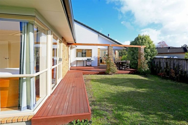 Photo of property in 81 Summerland Drive, Henderson, Auckland, 0612