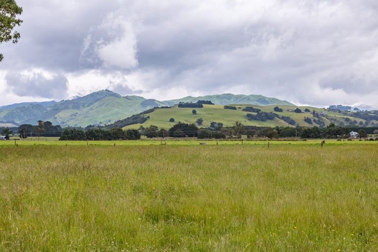 Photo of property in 386 Chester Road, West Taratahi, Carterton, 5791