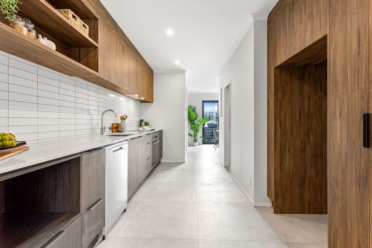 Photo of property in 19 Hema Road, Hobsonville, Auckland, 0616