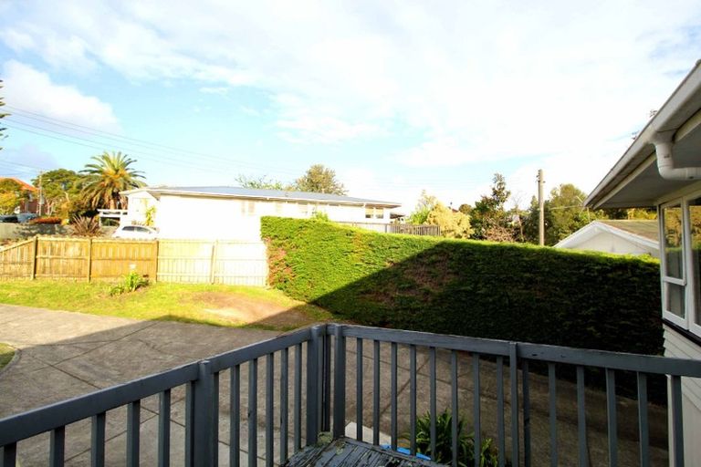 Photo of property in 10 Acton Place, Avondale, Auckland, 0600