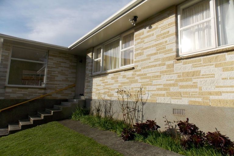 Photo of property in 44 Middleton Road, Johnsonville, Wellington, 6037