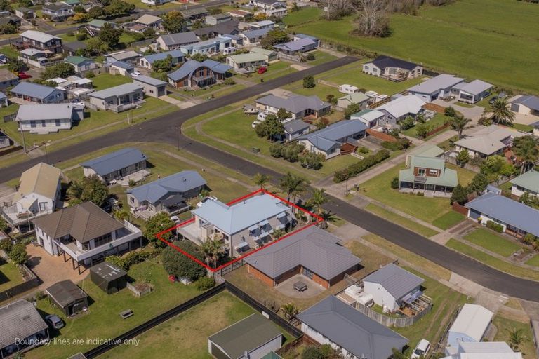 Photo of property in 5 Pipi Dune, Whitianga, 3510
