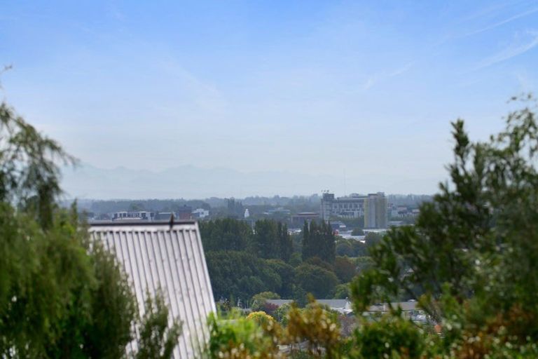 Photo of property in 5 Gwynfa Avenue, Cashmere, Christchurch, 8022