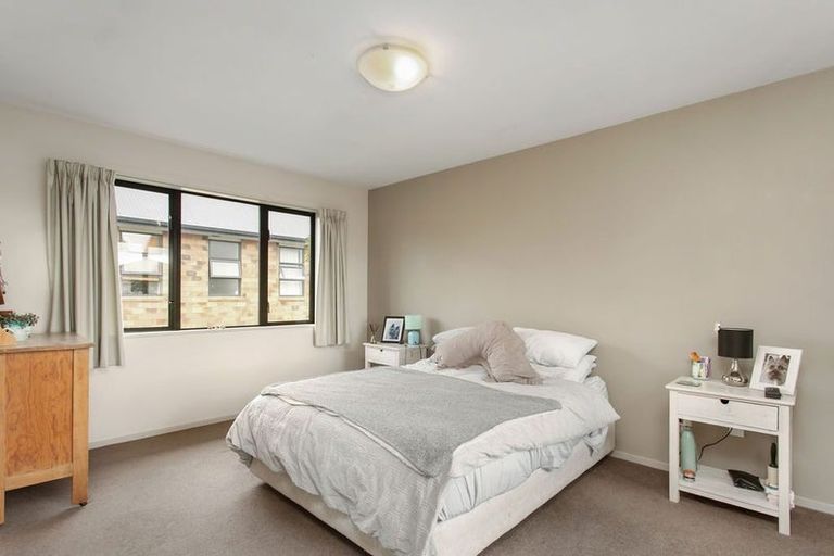 Photo of property in 15c Burdale Street, Riccarton, Christchurch, 8011