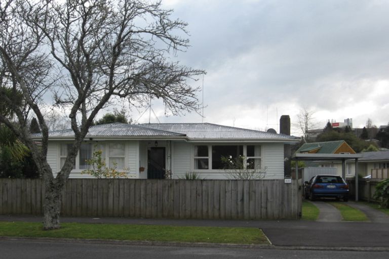 Photo of property in 35 Carrington Avenue, Hillcrest, Hamilton, 3216
