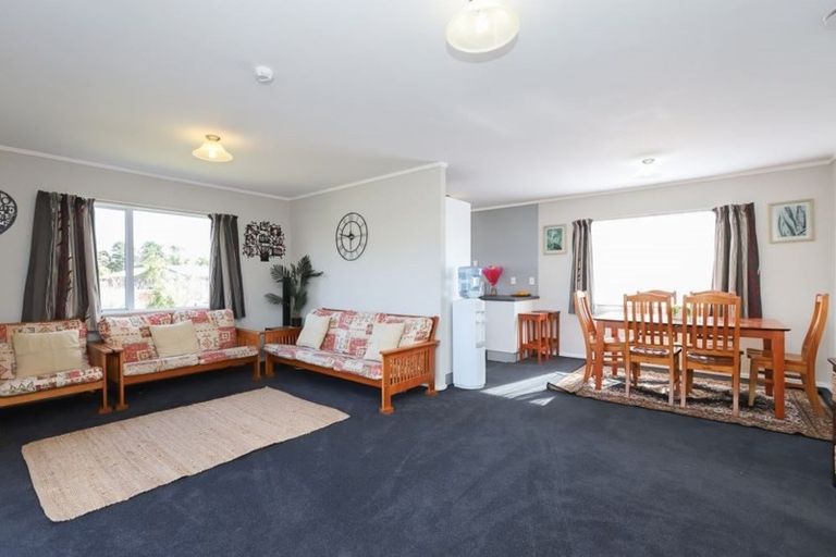 Photo of property in 12 Balmerino Crescent, Pukete, Hamilton, 3200