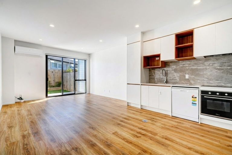 Photo of property in 3/40 Bahari Drive, Ranui, Auckland, 0612