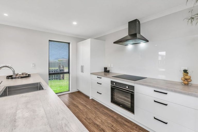 Photo of property in 2 Glenmark Drive, Darfield, 7510