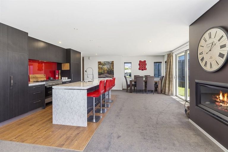 Photo of property in 50 Mo Street, Camborne, Porirua, 5026