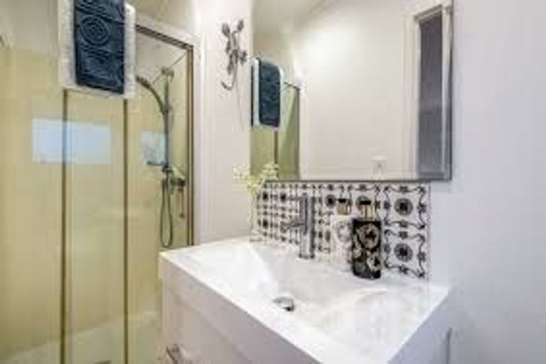 Photo of property in 11 Dalton Road, Snells Beach, 0920