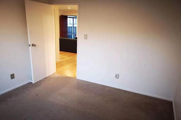 Photo of property in 30 Mander Place, Bucklands Beach, Auckland, 2012