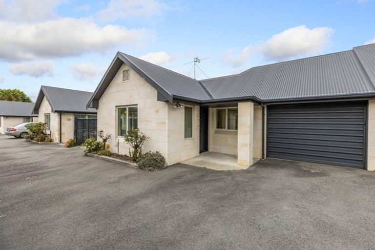 Photo of property in 38b Victoria Street, Rangiora, 7400