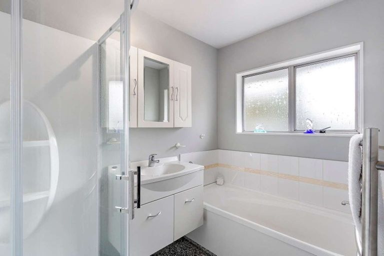 Photo of property in 2/12 Kawau Crescent, Bromley, Christchurch, 8062