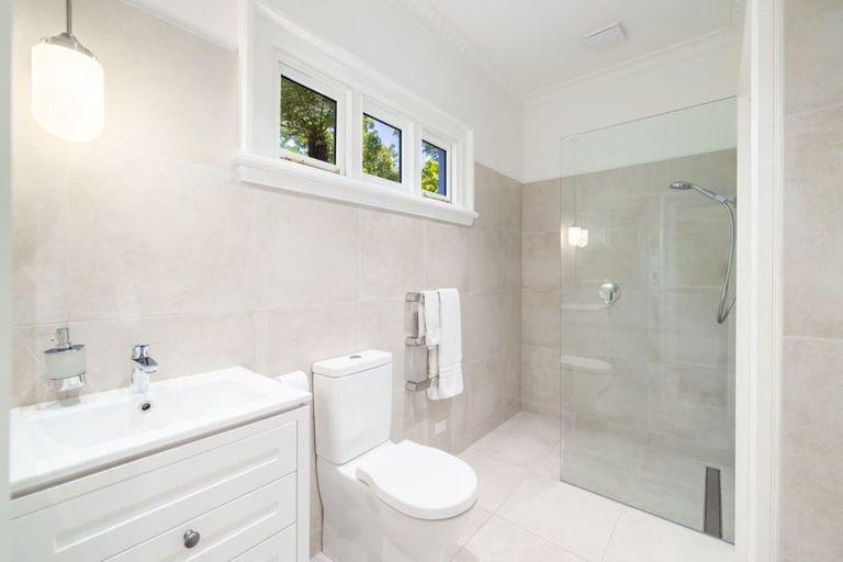 Photo of property in Chilcombe Homestead, 4 Medbury Terrace, Fendalton, Christchurch, 8041