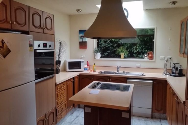 Photo of property in 29 Glenburn Place, Avonhead, Christchurch, 8042