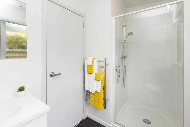 Photo of property in 16 Lane Street, Wallaceville, Upper Hutt, 5018