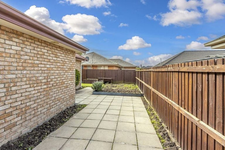 Photo of property in 7 Cassinia Gardens, Aidanfield, Christchurch, 8025