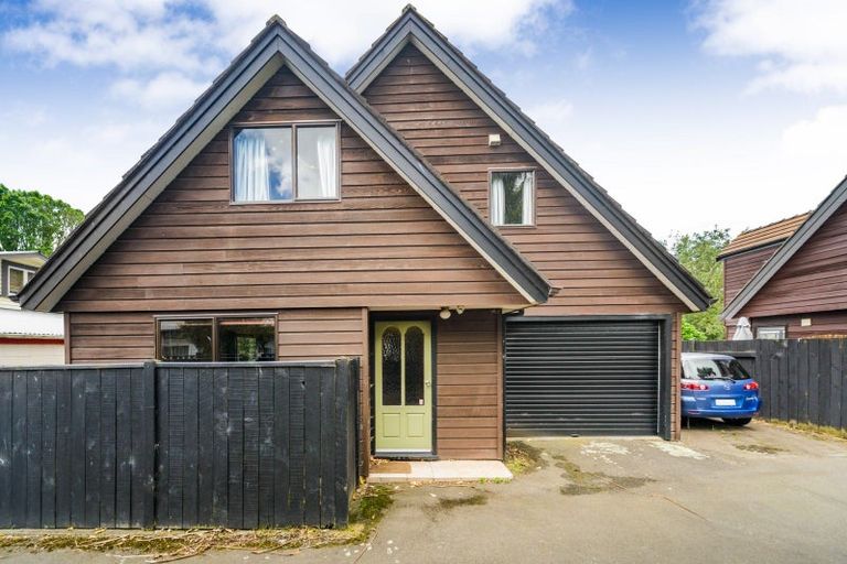 Photo of property in 468b College Street, Hokowhitu, Palmerston North, 4410