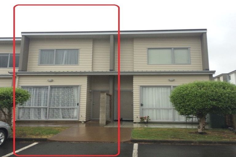 Photo of property in 2/7 Kelvin Hart Drive, East Tamaki, Auckland, 2013