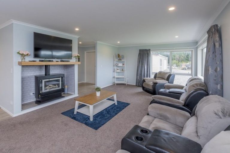 Photo of property in 7 Waka Tete Place, Waitarere, Levin, 5510