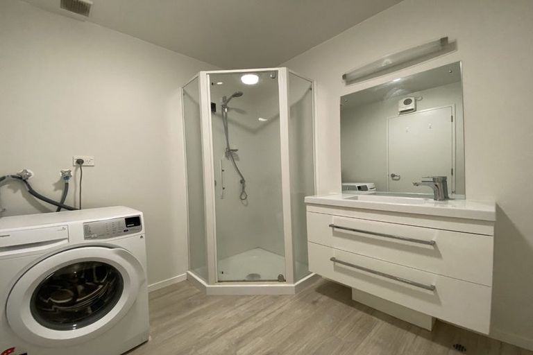 Photo of property in Pirie Street Townhouses, 22/35 Pirie Street, Mount Victoria, Wellington, 6011