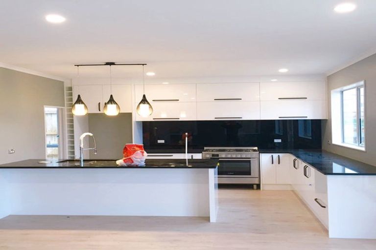 Photo of property in 50 Harvest Avenue, Orewa, 0931