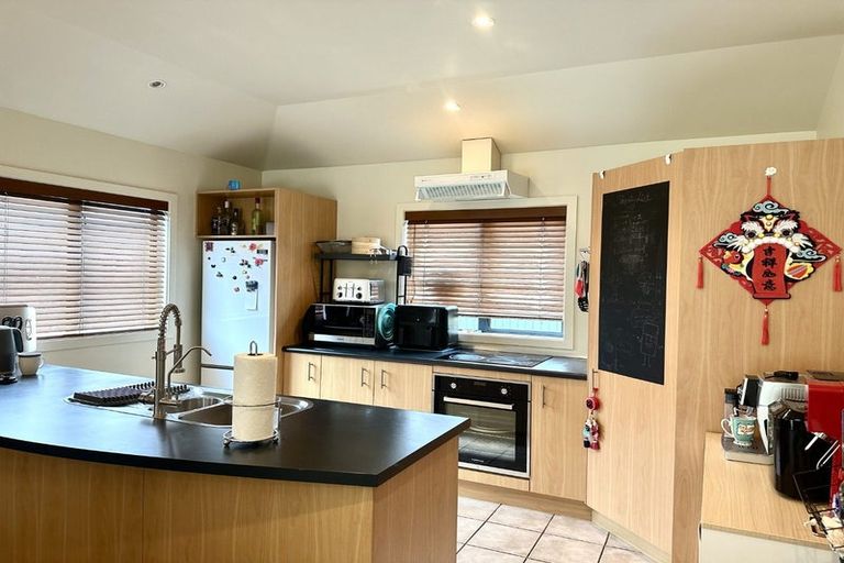 Photo of property in 72f Hazlewood Avenue, Karori, Wellington, 6012