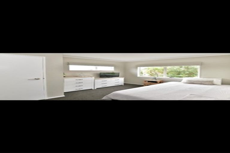 Photo of property in 11a Greta Place, Stanmore Bay, Whangaparaoa, 0932