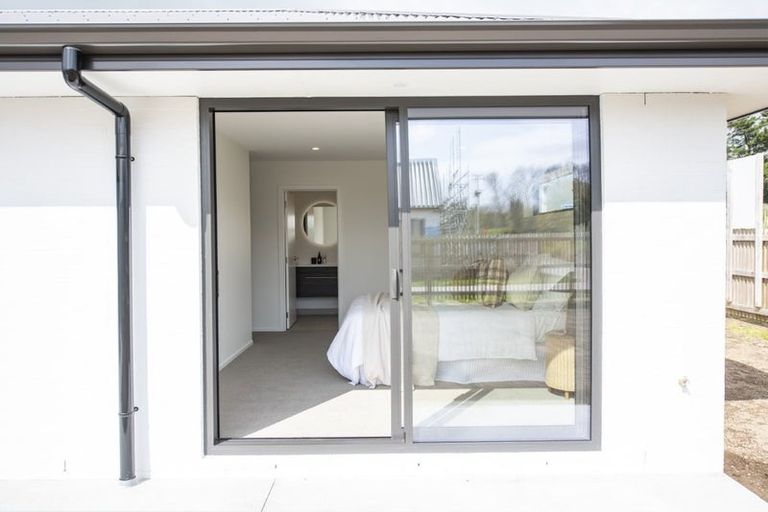 Photo of property in 23 Whakahaumako Road, Leamington, 3495