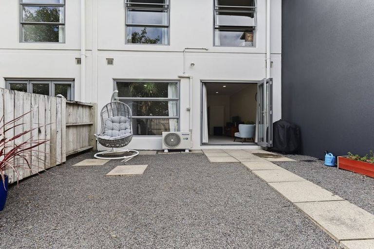 Photo of property in 6/38 Maratahu Street, Westown, New Plymouth, 4310