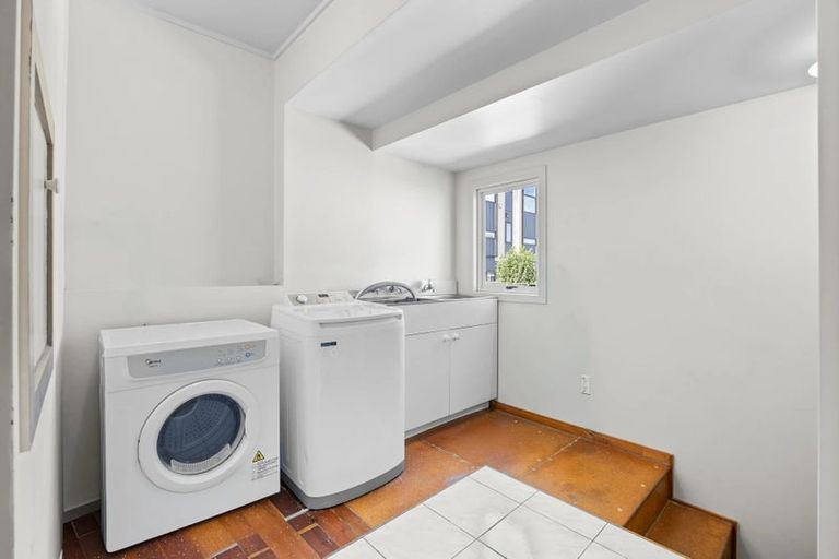 Photo of property in 6a Toru Street, Makaraka, Gisborne, 4010