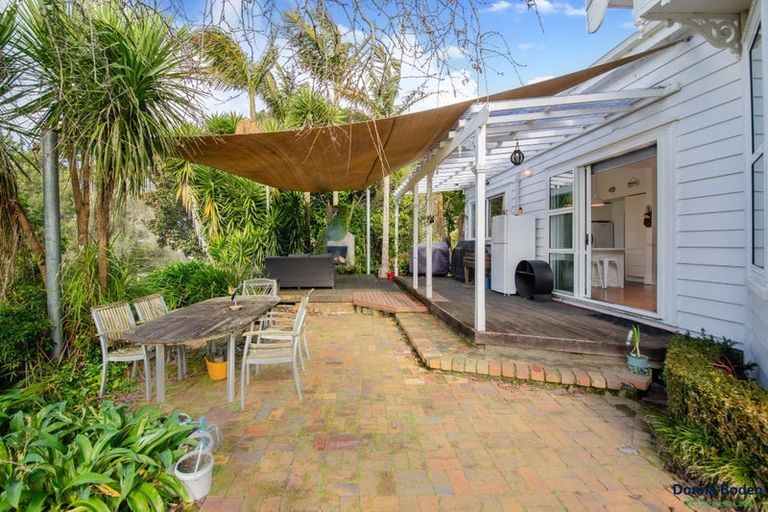 Photo of property in 90 Clark And Denize Road, Pukekawa, Tuakau, 2696