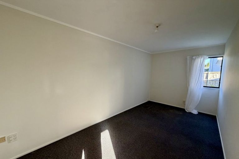 Photo of property in 48 Astley Avenue, New Lynn, Auckland, 0600