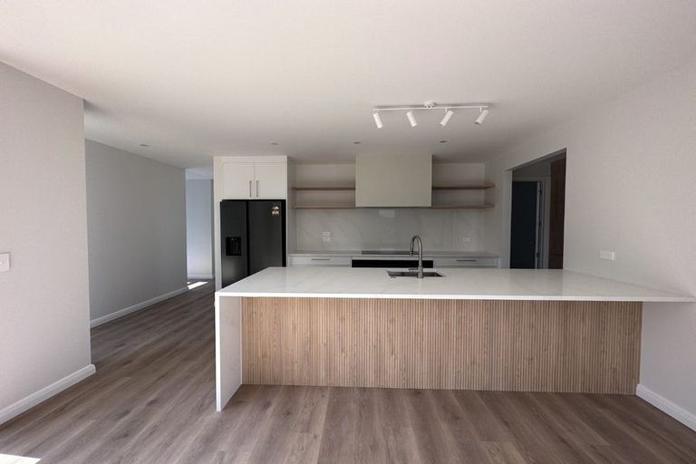 Photo of property in 12 Catalina Avenue, Rosehill, Papakura, 2113