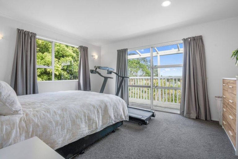 Photo of property in 43 Karaka Street, Helensville, 0800