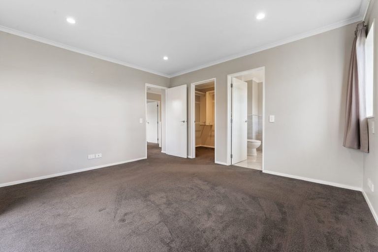 Photo of property in 11 Mauku Lane, Greenhithe, Auckland, 0632