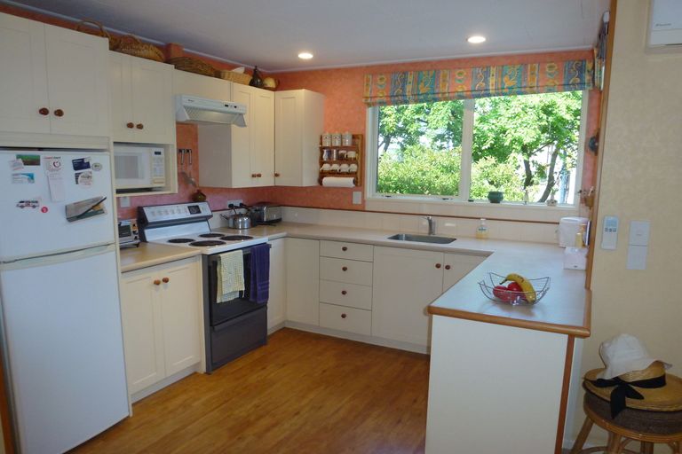 Photo of property in 14 Whitby Street, Clyde, 9330