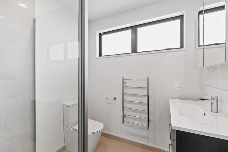 Photo of property in 2/14 Crohane Place, Addington, Christchurch, 8024