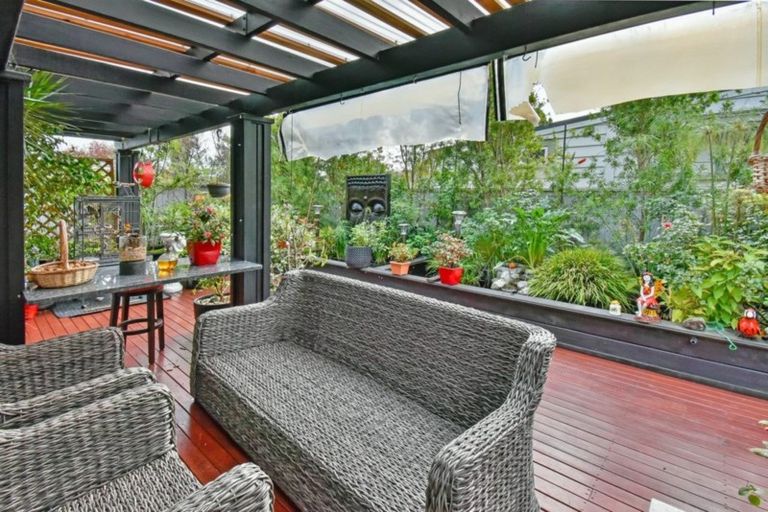 Photo of property in 79c Beach Road, Pahurehure, Papakura, 2113