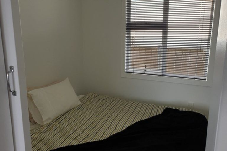 Photo of property in 114 Sixth Avenue, Urenui, 4377