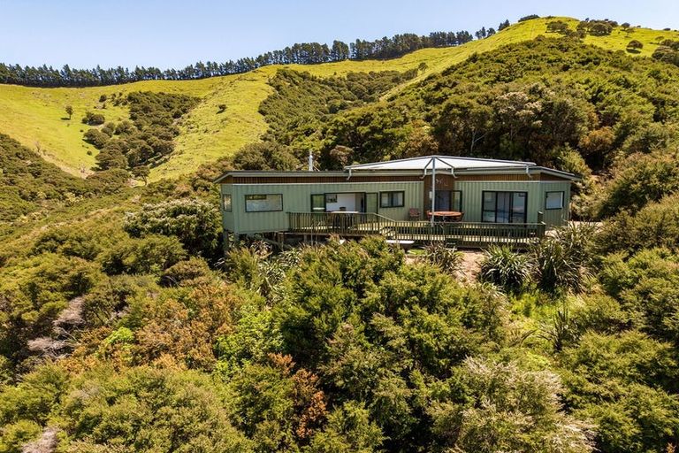 Photo of property in 54 Rotomanu Rise, Western Lake, Featherston, 5773