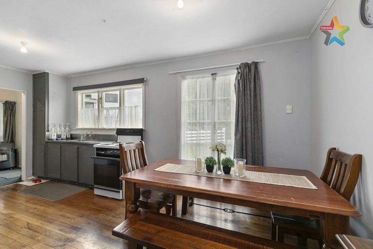 Photo of property in 27 Eldon Grove, Taita, Lower Hutt, 5019