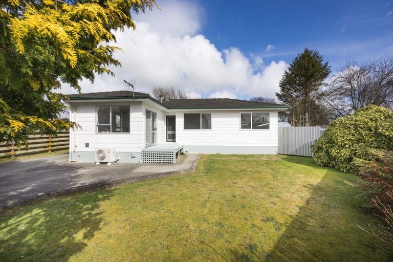 Photo of property in 18 Capri Place, Awapuni, Palmerston North, 4412