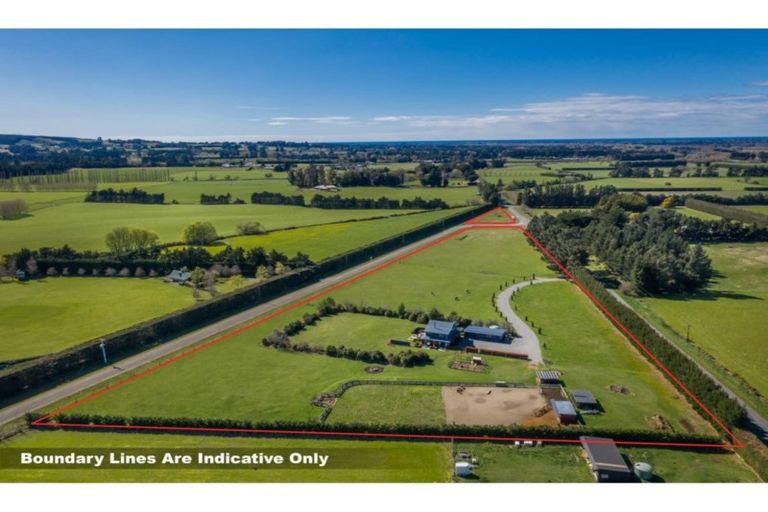 Photo of property in 158 Barkers Road, Loburn, Rangiora, 7472
