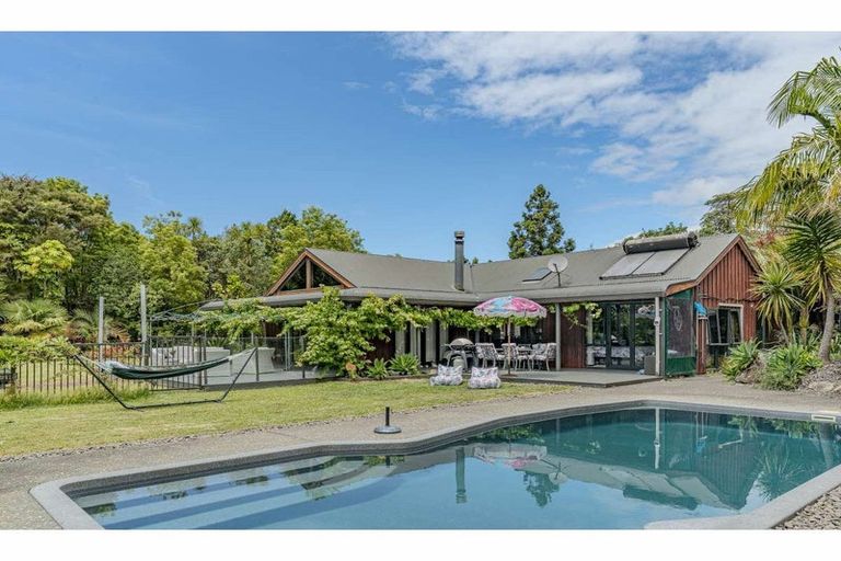 Photo of property in 34 Doonside Road, Kerikeri, 0294