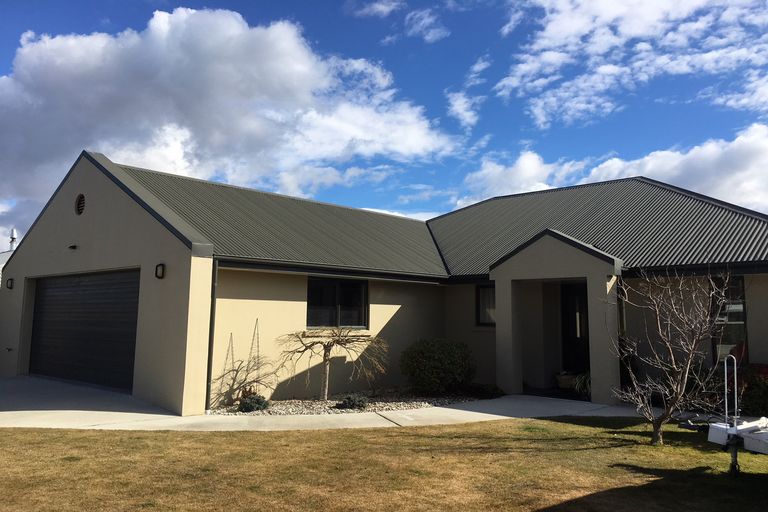 Photo of property in 22 Henderson Drive, Alexandra, 9320