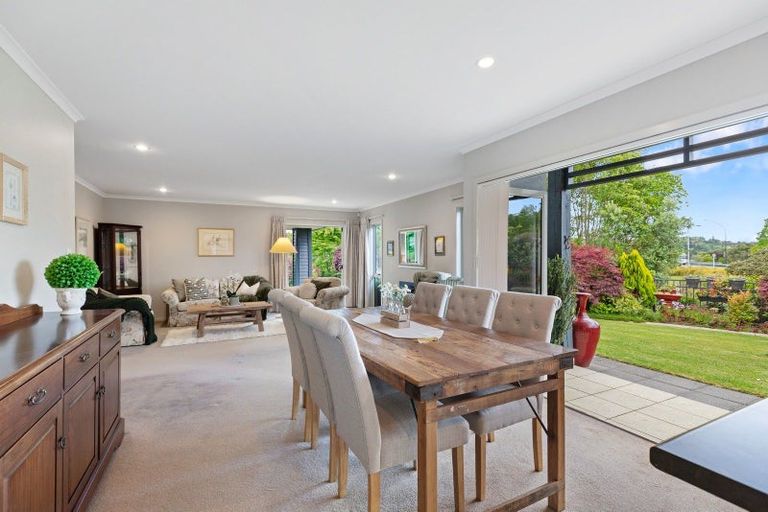 Photo of property in 33 Bridgewater Way, Pyes Pa, Tauranga, 3112