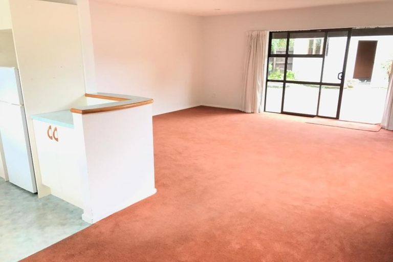 Photo of property in 2/40 Meadow Street, Papanui, Christchurch, 8052